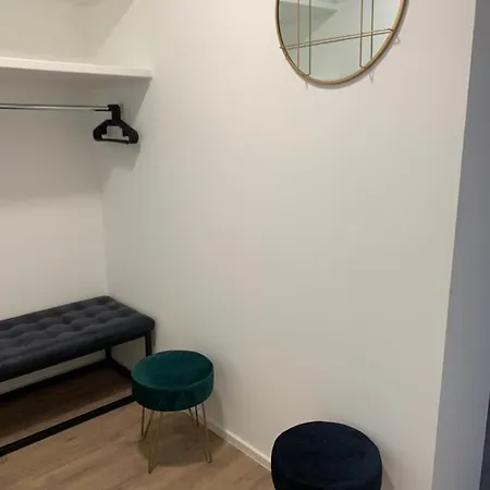 Nr 4 Lägenhetshotell Kuenzell